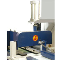 Пресс для сращивания по длине (автомат) PSK 3100A, 4500A, 6000A, 9000A, 12000A, схема обработки, ограждение пилы и прижим плети