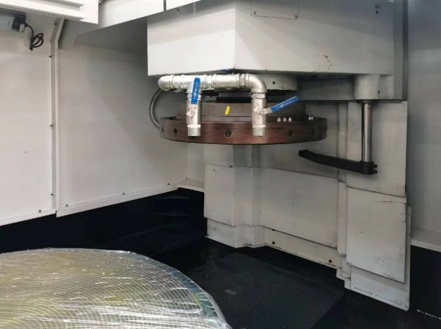 ������������������ ������ � ������� ������ Univeq 50�NC