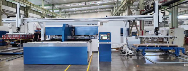 �������������� ���������� YAWEI FBE c ���������� ���������� �����������