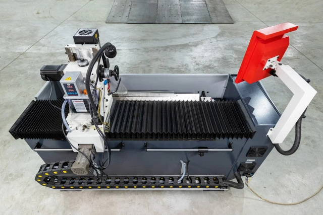 ������ ��� ������� ����� IRONMAC 1000 AM