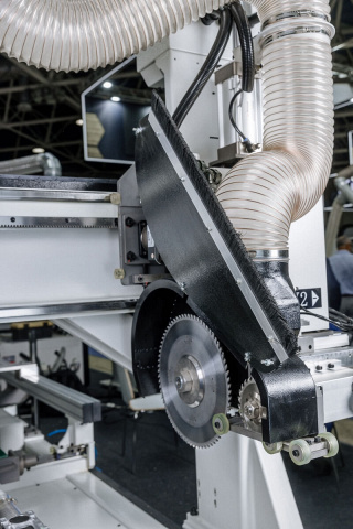 ��������-�������� ����� � ��� ��� ������� ������� Beaver DOORCUT CNC