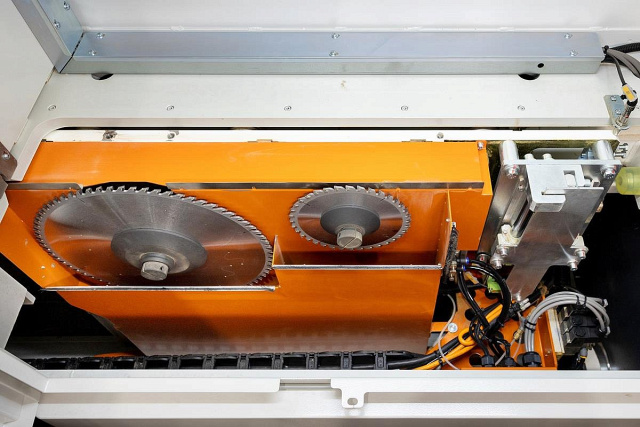 ������� ����� � �������� ��������� Falit WPS938