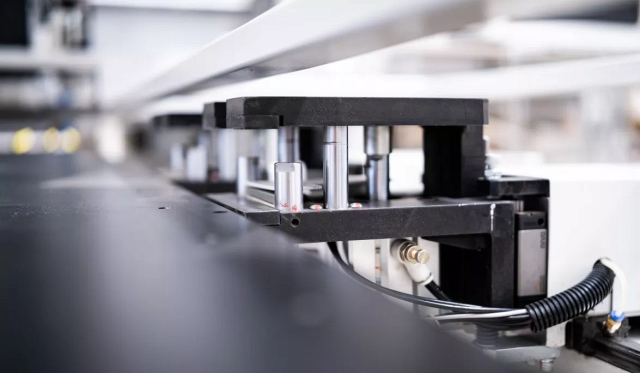 �������������� ����������-����������� ����� � ��� Beaver SWIFT MEGA 6HE