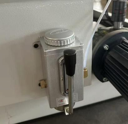 ��������������� ���������-��������� ������ IRONMAC 523
