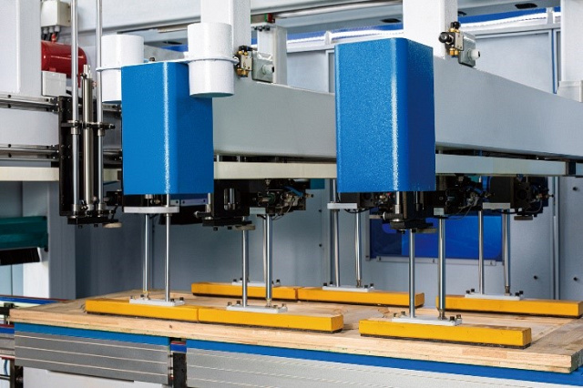 ��������-�������� ������ � ��� ���������� ���� GQmac MJ 3525