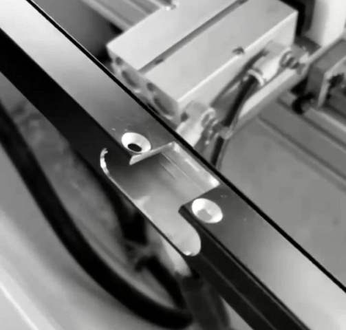 ��������� ������ ��� � ����� ���������� � ���������� ������������ QUADRO ALUMIL TM 3000-2�