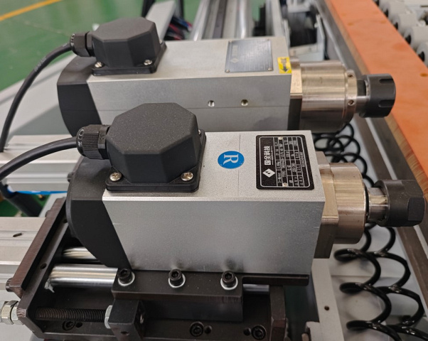 ��������� ������ � ��� ��� ������������ ��������� � ������� �������� � �������� MASTERDOOR CNC 3000 MDXZ628A