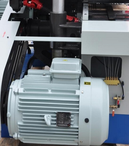 ������������� ���������-��������� ������ QUADRO 320SAW TARUKI