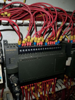 ���������� ��������������� SIEMENS 6ES7214-1BD23-0XB8