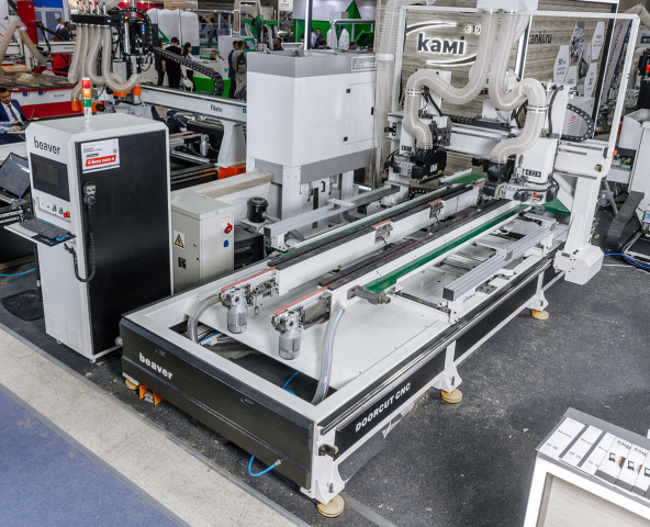 ��������-�������� ����� � ��� ��� ������� ������� Beaver DOORCUT CNC