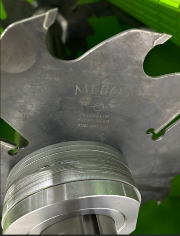   Mebor VR 800