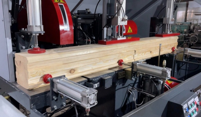 ������ ��� ������� ����� IRONMAC BLOX 4x4-200 � ����������� �����