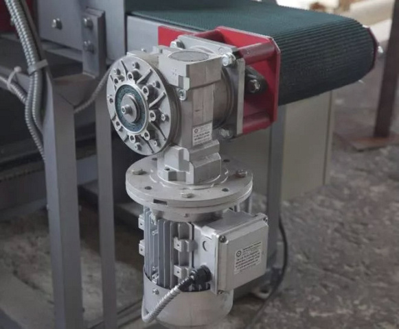 ������ ��������-����������� CHS-101�