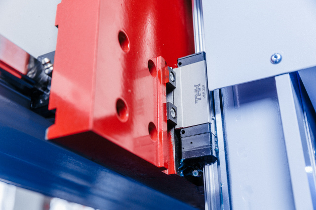 ��������� ������ � ��� Beaver 25AVLT8-Z600-RD