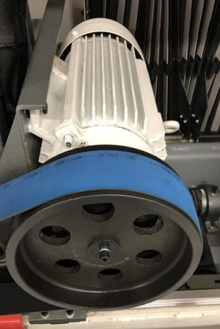 ���������� ������ c ��� ��� ��������� ���� QUADRO YRT-100 CNC