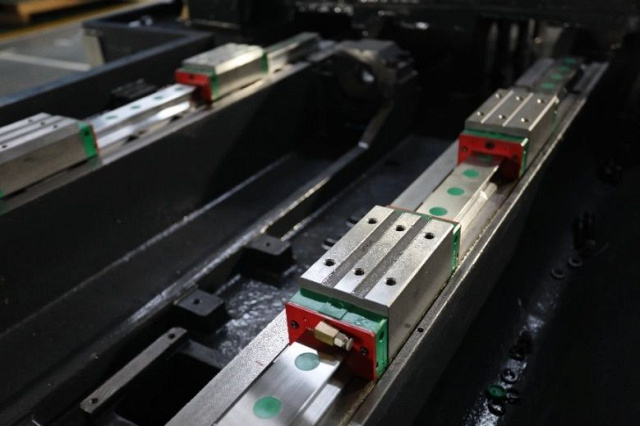 �������������� �������������� ����� KMT KHM 80P