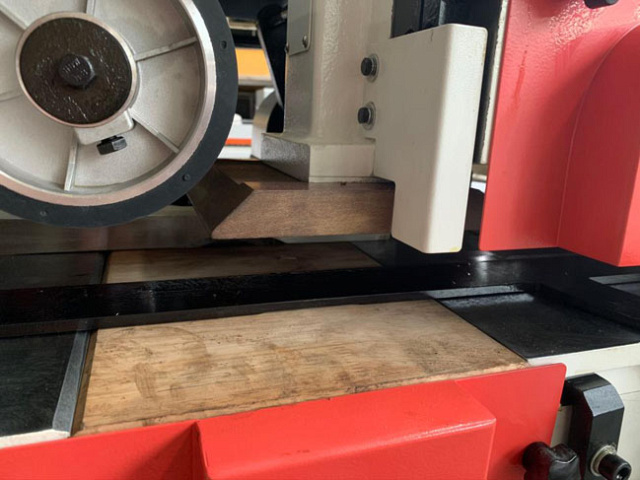���������������� ������ � ������� ����� 18,5 ��� QUADRO 521 SAW