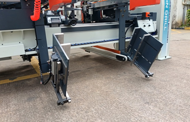 ����������-����������� ����� � ��� Filato FL-5BX CNC