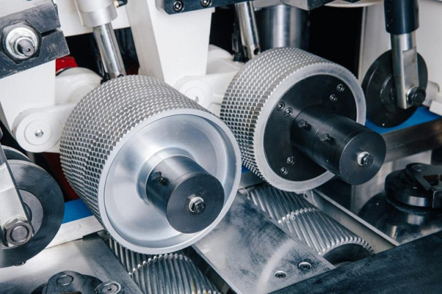 ���������������� ���������-��������� ������ QUADRO 723 High Speed SAW