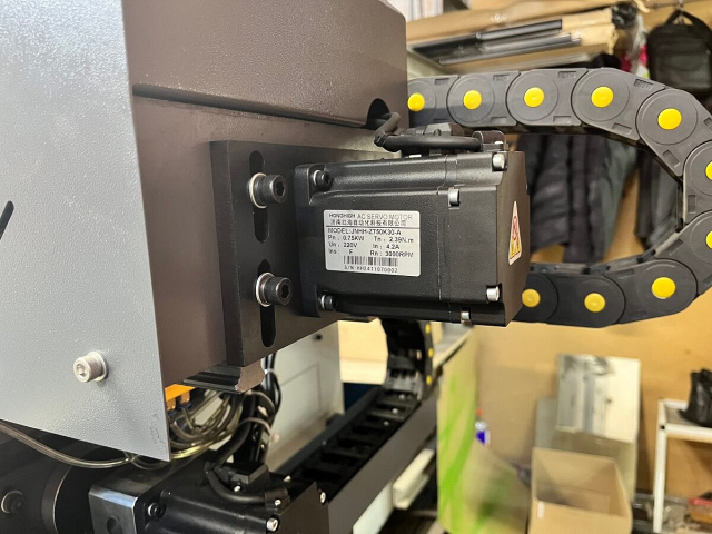 ��������� ������ ��� � ����� ���������� � ���������� ������������ QUADRO ALUMIL TM 3000-2�