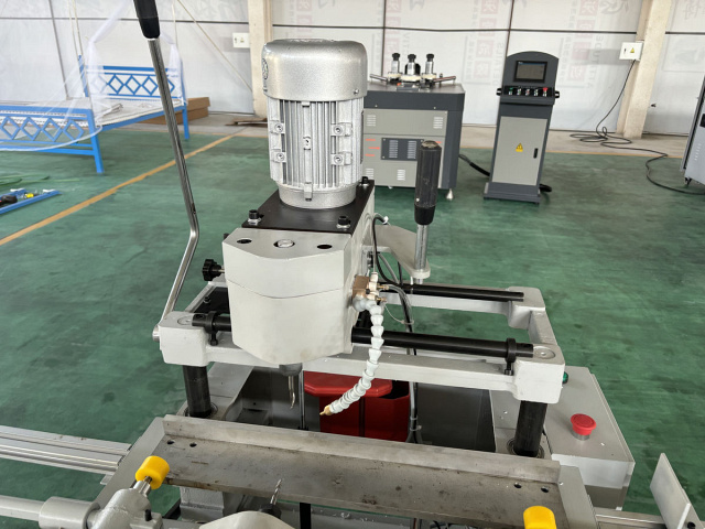 ������������-��������� ������ ALUMIL-290