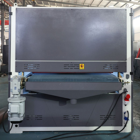 ������������� ������ IRONMAC