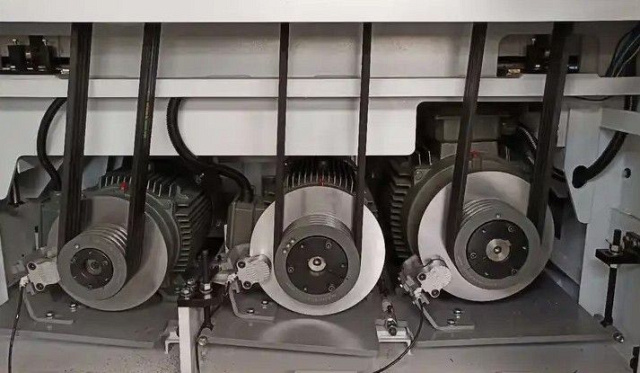 �������������-������������ ������ � ����������� ����� Beaver WT-KRC 1300