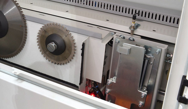 ������� ����� � �������� ��������� Falit WPS933