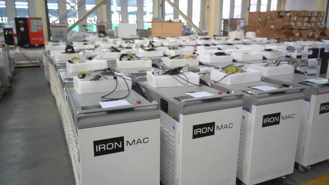 ��������� ������ �������� ������� IRONMAC ICO