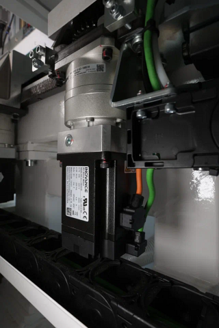 ����������-����������� ����� � ��� Nanxig ND612DCT