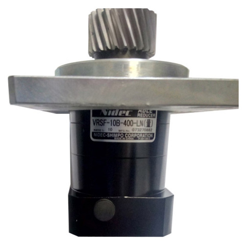 �������� � ����� Shimpo VRSF-10B-400-LN �� ��� Y � ��������� ������ � 01095