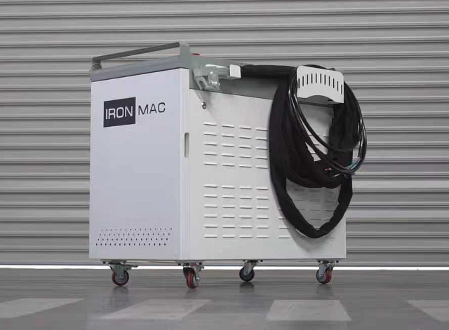 ��������� ������ �������� ������� IRONMAC ICO