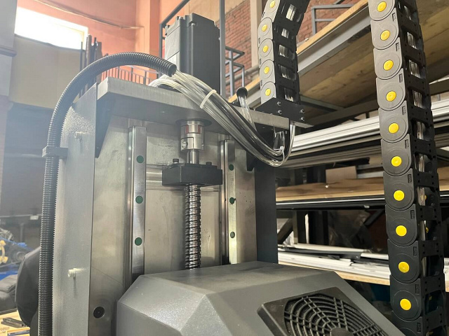 ��������� ������ ��� � ����� ���������� � ���������� ������������ QUADRO ALUMIL TM 3000-2�