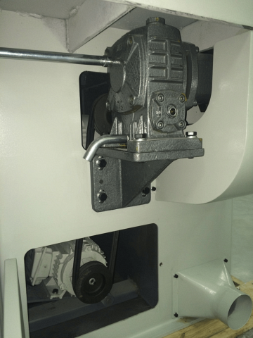  ()    QUADRO MJ 153i