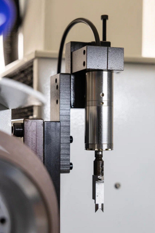 ���������� �������� ������ � ��� IRONMAC TURBO 5-AXIS